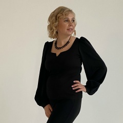 Юлия Артемьева, Псков