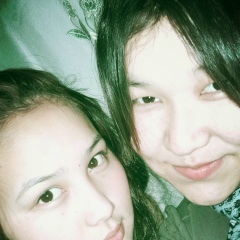 Togjan Baizak, Туркестан