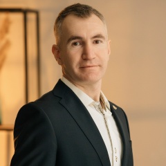 Артур Губуров