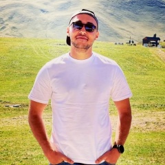 Nadir Veliyev, Баку