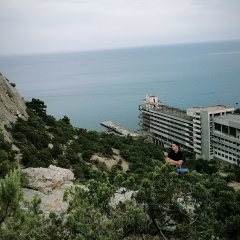 Дамир Максутов, Москва