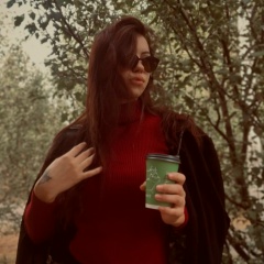 Katya Chan, Кобеляки