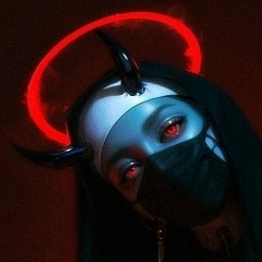 Наташа Валенова, Москва