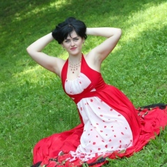 Элина Колесникова