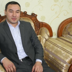 Кайсар Абенов, Алматы