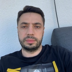 Ruben Asat, Frankfurt am Main