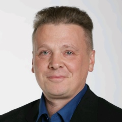 Эдуард Сеземов, Санкт-Петербург