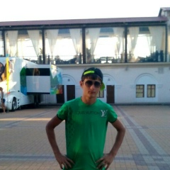 Ислам Гусов