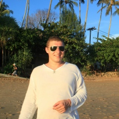 Ренат Рашидович, 09.05, Москва