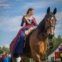 Ксения Оя, Санкт-Петербург