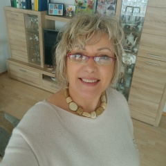 Елена Николаева, München