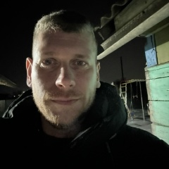 Алексей Тихонов