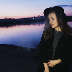 Лили Чернюк, 12.01, Los Angeles