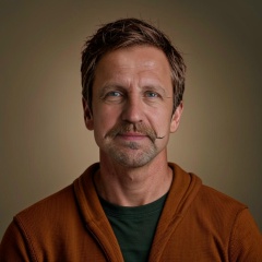 Николай Кузнецов, Санкт-Петербург