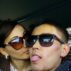 Эля Жанузакова