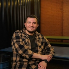 Рома Аврамов, Санкт-Петербург