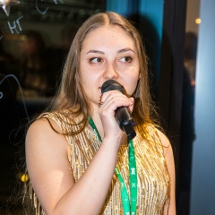 Алина Осмонкулова, 22.10.1998