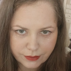 Нюра Шпакова, Санкт-Петербург