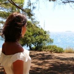 Мая Мередова