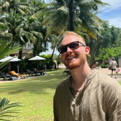 Василий Коновалов