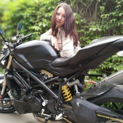 Викусик Мячина-Биктогирова, 07.08.1989, Москва