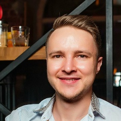 Михаил Макаров