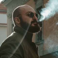 Леван Мания, 27.03.1990, Praha