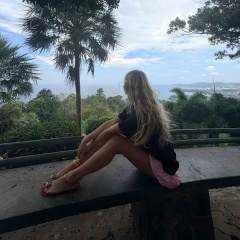 Алиса Попутникова, Санкт-Петербург