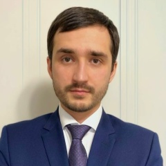 Юнус Дебердеев, Москва