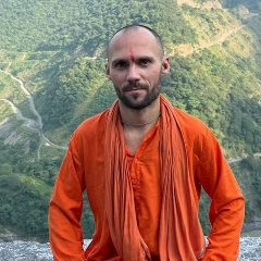 Arjun Ji, Москва