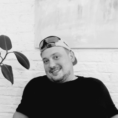 Artem Mo, Москва