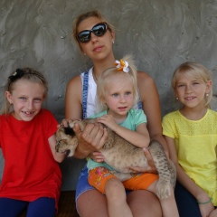 Наталья Барадуля(крайняя), 10.11.1983, Николаев