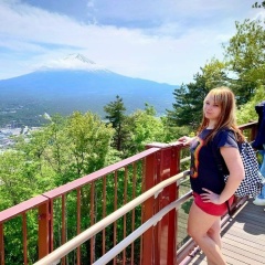 Катя Радевич, 12.05, Berlin