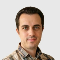 Юрий Петров