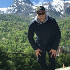 Анатолий Саргаев, Санкт-Петербург