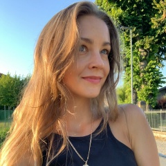 Алена Карцева, Москва