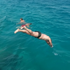 Макс Плакущий