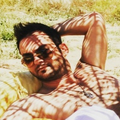 Adige Sezgin, 01.04, İstanbul