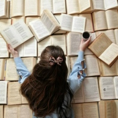 Дженифер Коллинз, Санкт-Петербург