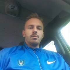 Денис Тесленко