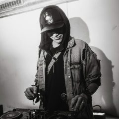 Михаил Фоксофф, 24.04.1986, Zanzibar