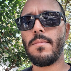 Луис Вега, 11.04.1986, Valencia