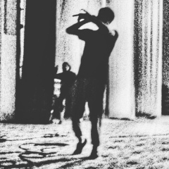 Қайрош Бро, 10.10.1910, Актау