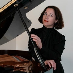 Ольга Титова, Санкт-Петербург