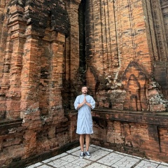 Евений Bond, Москва