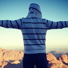 Антон Петров, 25.09, Санкт-Петербург