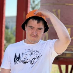 Евгений Богач, Тарко-Сале