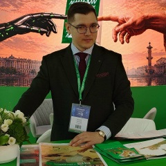Макс Уренцев