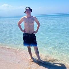 Илья Грызунов