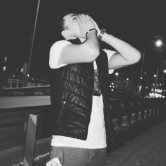 Eziz Nobatov, 19.10, İstanbul